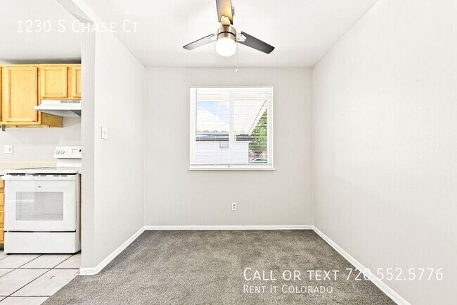 Building Photo - 1230 S Chase Ct
