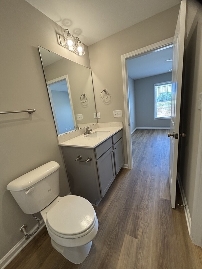 Building Photo - 102 Bradfield Cir