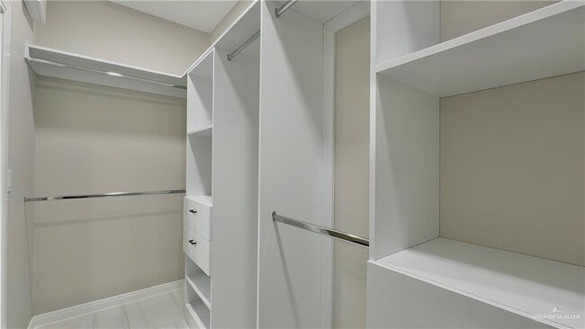 Building Photo - 21 Northwestern Ave