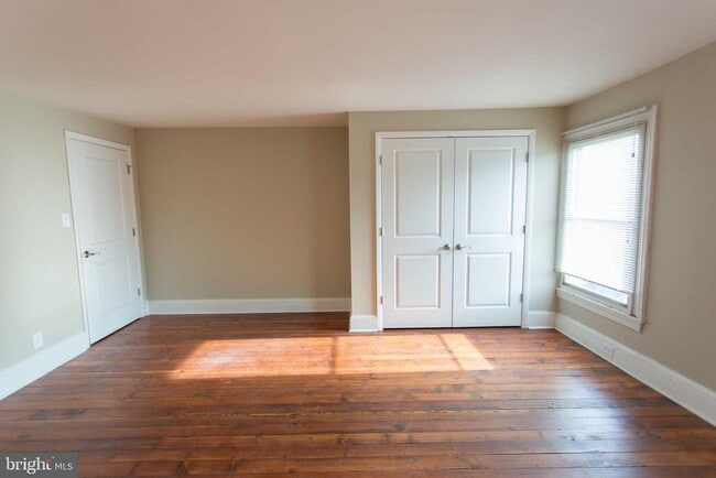 Building Photo - 723 Spruce St