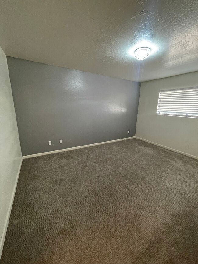 Building Photo - 13816 North 42nd Pl