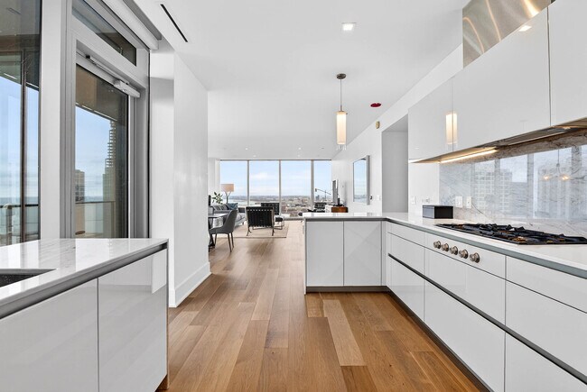 Building Photo - 363 E Wacker Dr