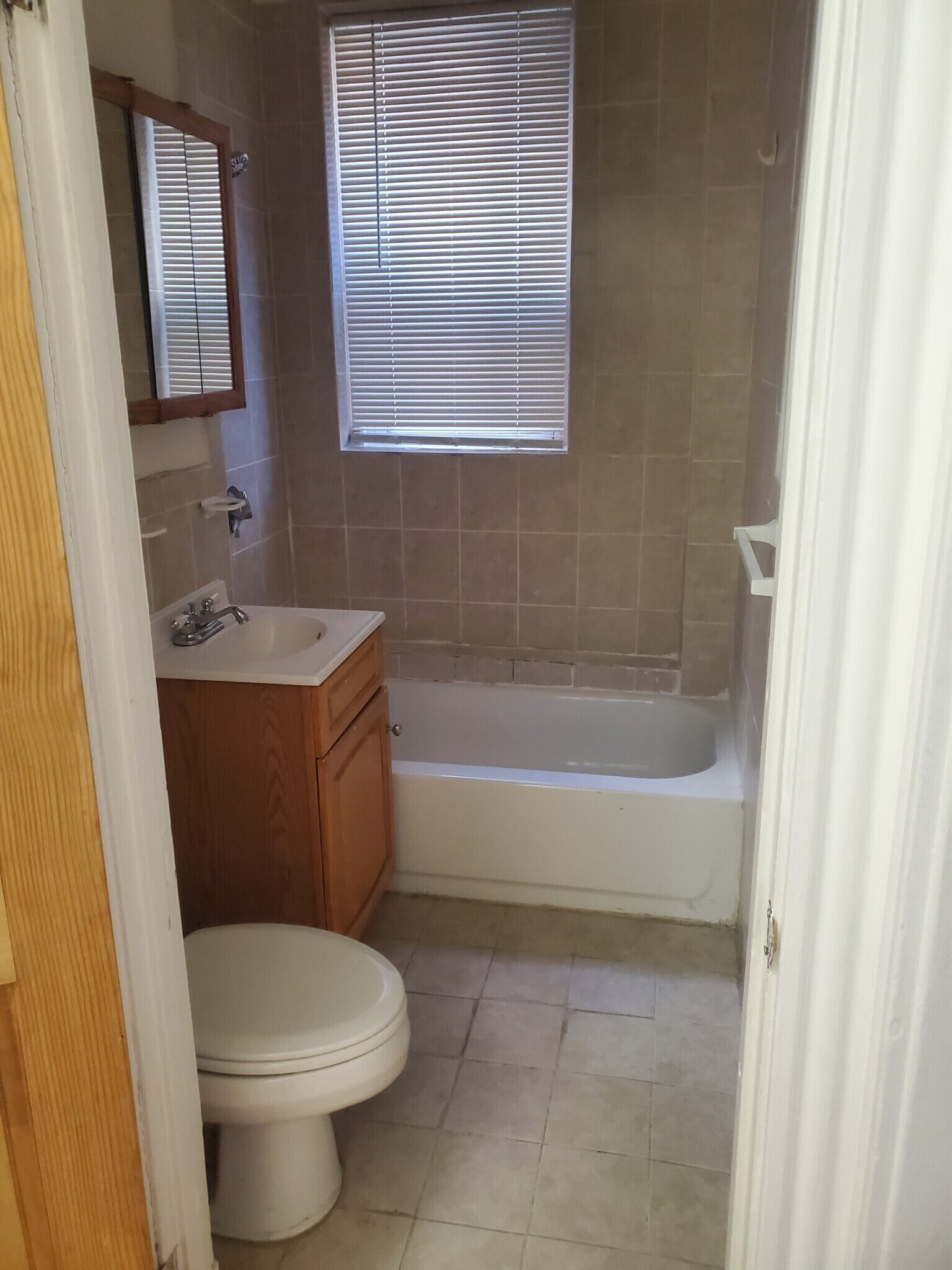 Building Photo - 360 Riverway