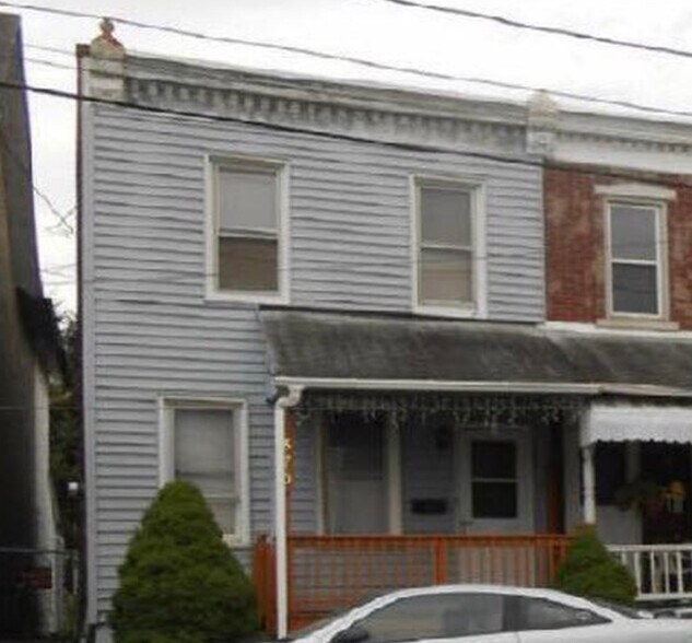 Primary Photo - 570 Broad St