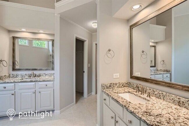 Building Photo - 11050 Amberton Crossing, Johns Creek, GA, ...