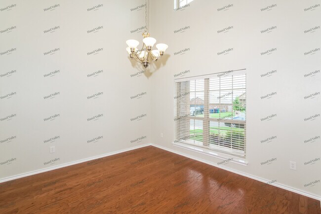 Building Photo - 11229 NW 97th St