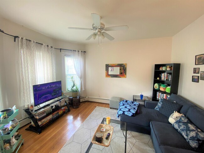 Building Photo - 377 Highland Ave