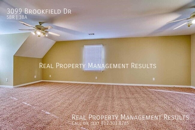 Building Photo - 3099 Brookfield Dr