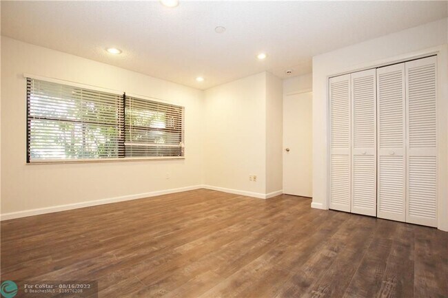 Building Photo - 10134 Boca Woods Ln