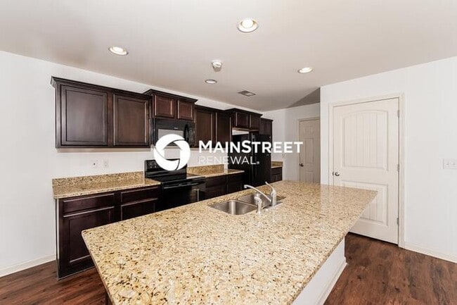 Building Photo - 4 Bedroom Pet-Friendly Home in Odenville, ...