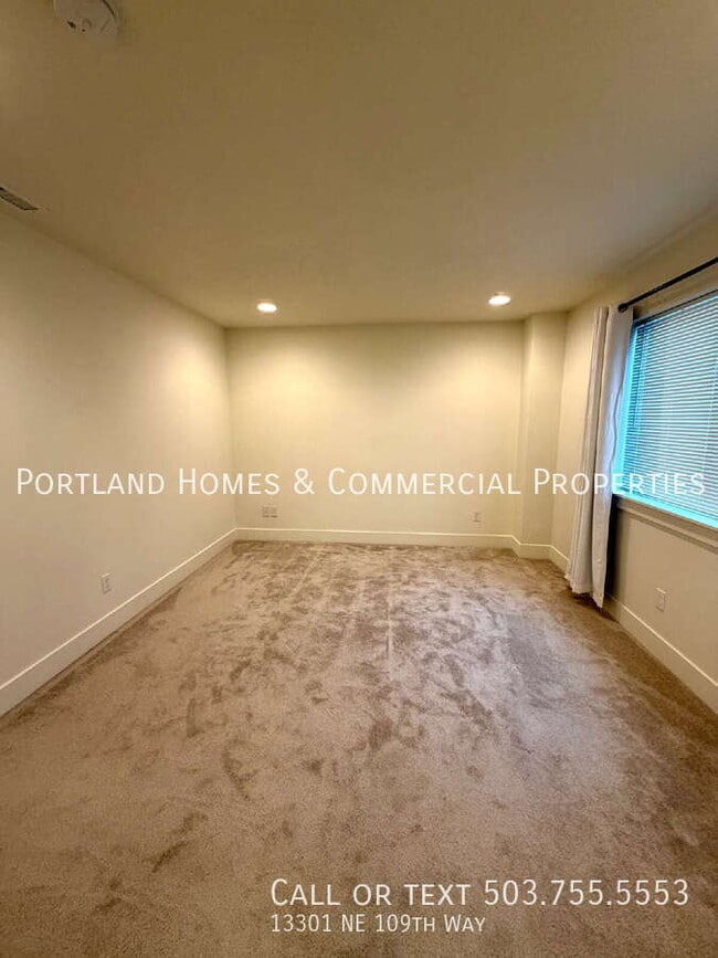 Building Photo - 13301 NE 109th Wy