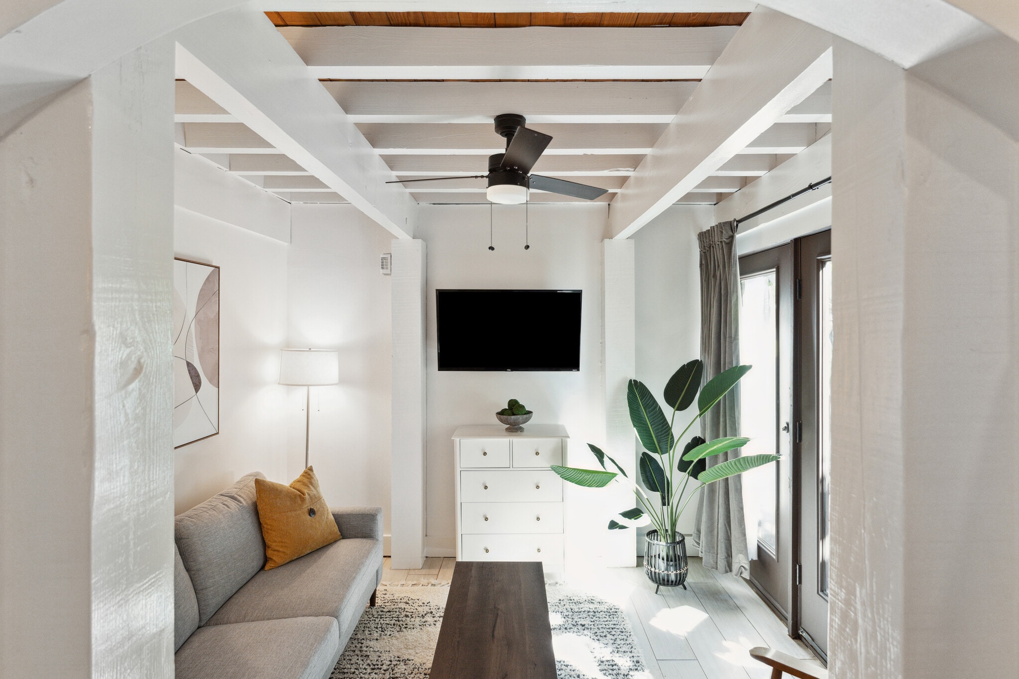 Building Photo - 33 Cannon St