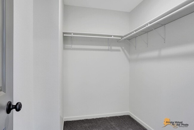 Building Photo - 16320 E Bradford Dr