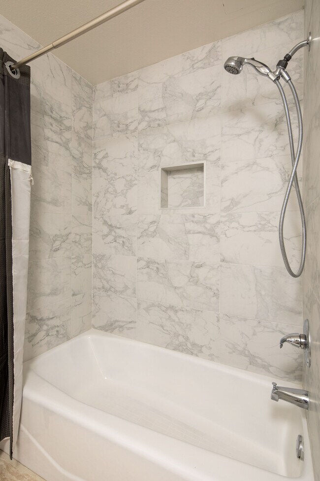 Building Photo - 11905 Avon Way