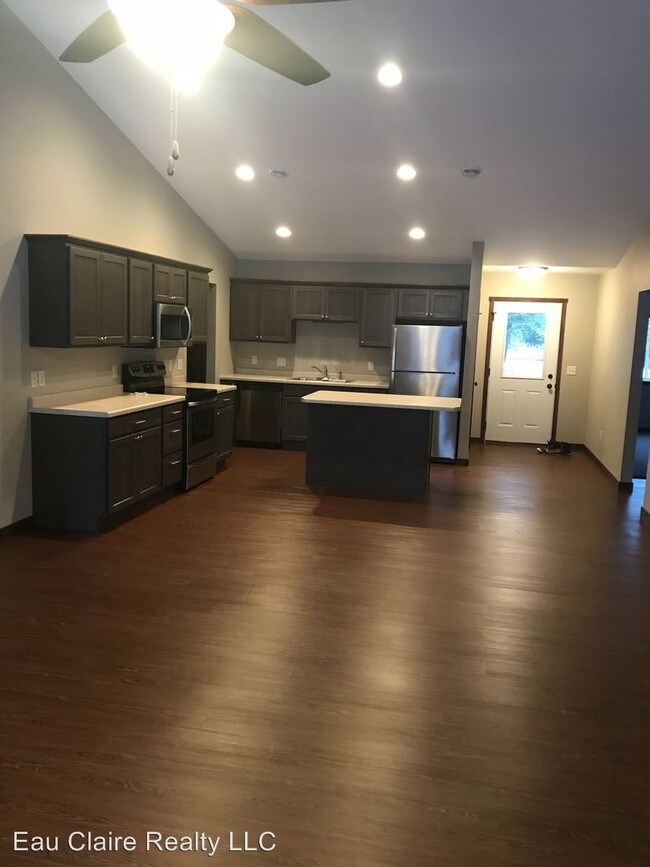 4022 Nicholas Drive 4022 Nicholas Drive Menomonie WI 54751 Apartment Finder