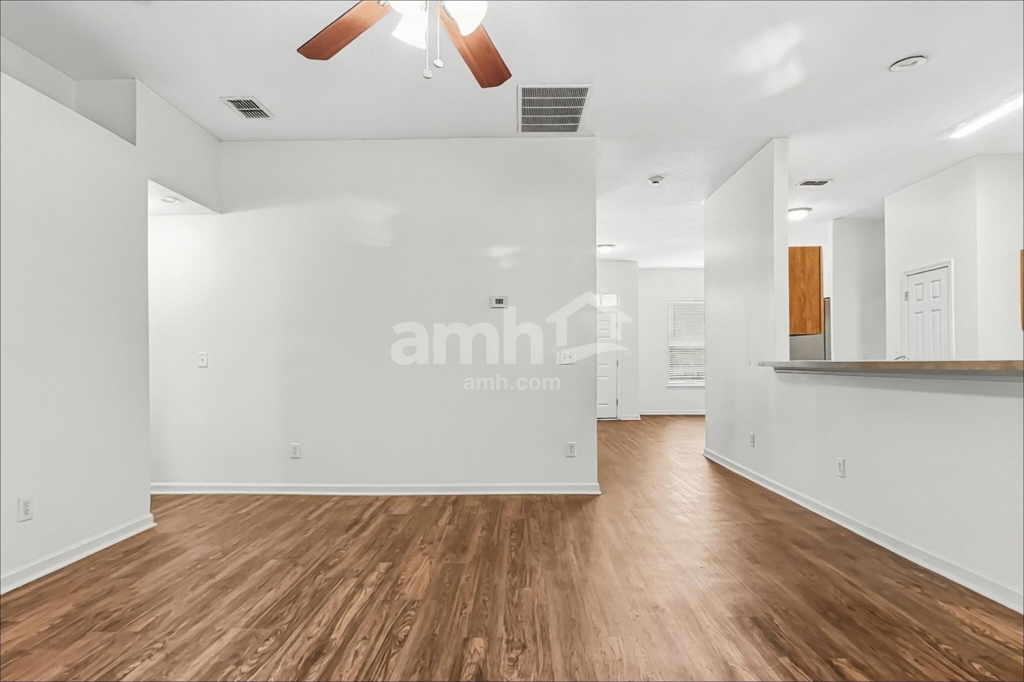Building Photo - 10008 Lancashire Dr