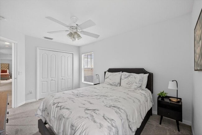 Building Photo - 11115 Avery Oaks Dr