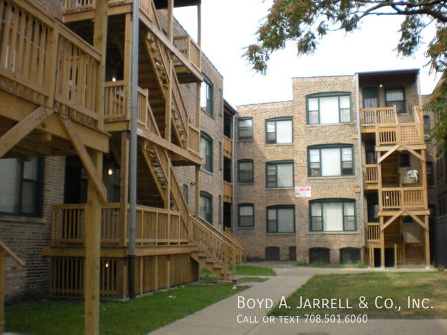 Building Photo - 5659 S Indiana Ave