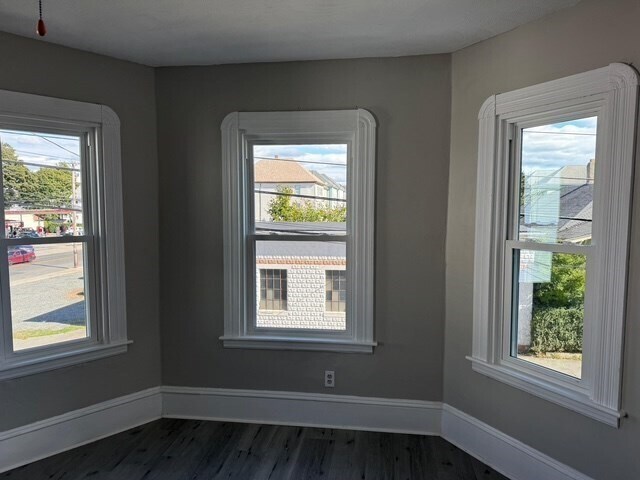 Building Photo - 229 Brook St