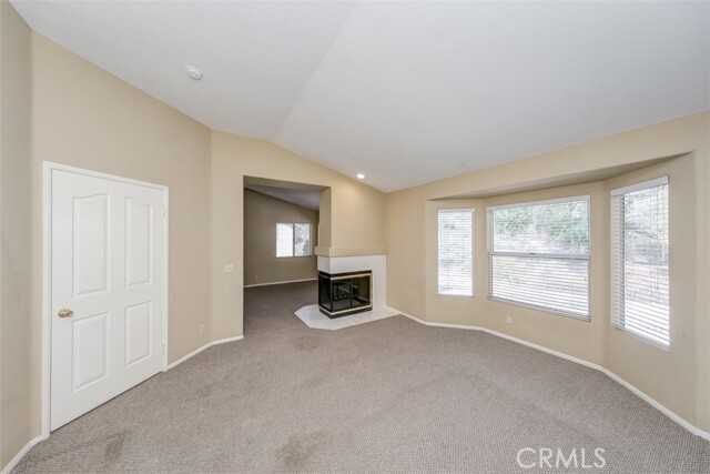 Building Photo - 2568 La Salle Pointe