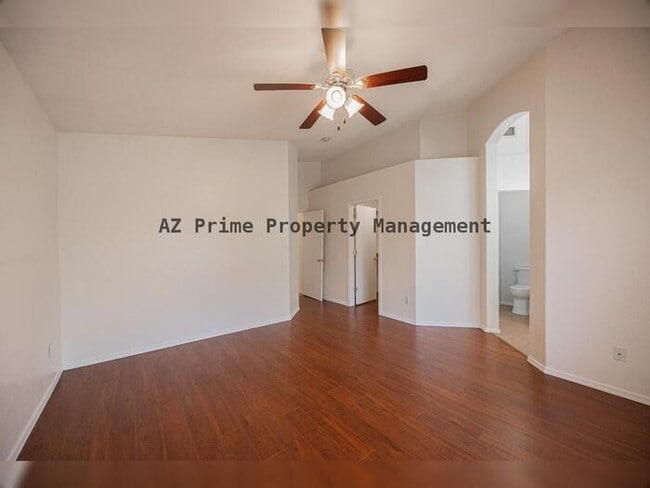 Building Photo - 601 S Silverbrush Dr