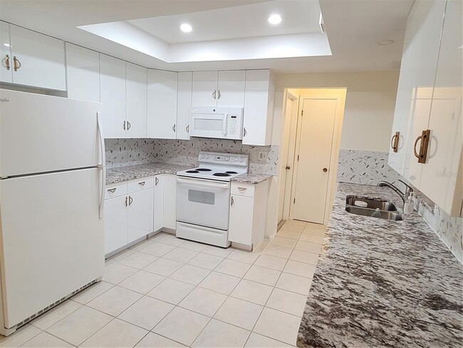 Building Photo - 1020 Gasparilla Blvd