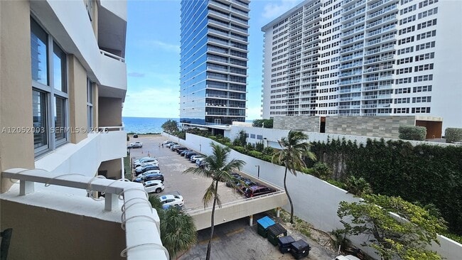 Building Photo - 1980 S Ocean Dr
