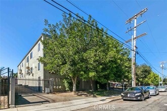 Building Photo - 7137 Greeley St
