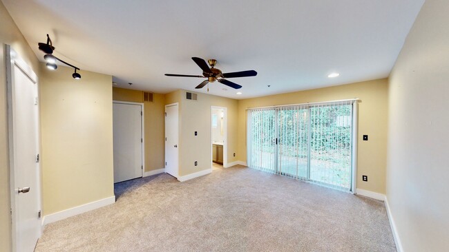 Building Photo - 2062 Atherton Heights Ln
