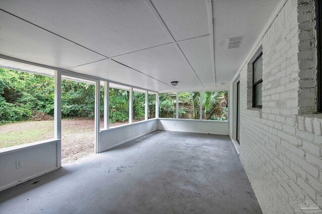 Building Photo - 3760 Bayou Blvd