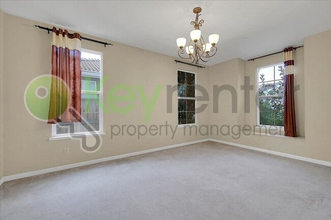 Building Photo - 1444 Eaglesfield Ln