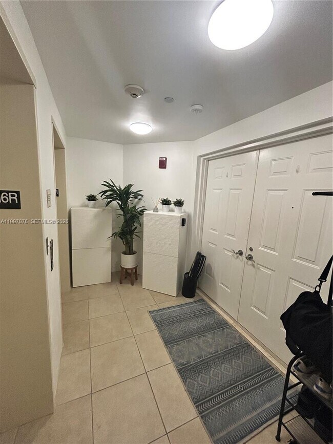 Building Photo - 3330 NE 190th St