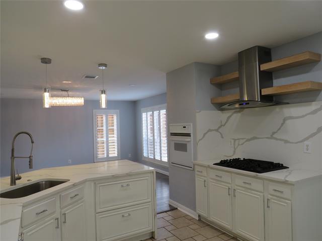 Building Photo - 8721 Greenwood Trail