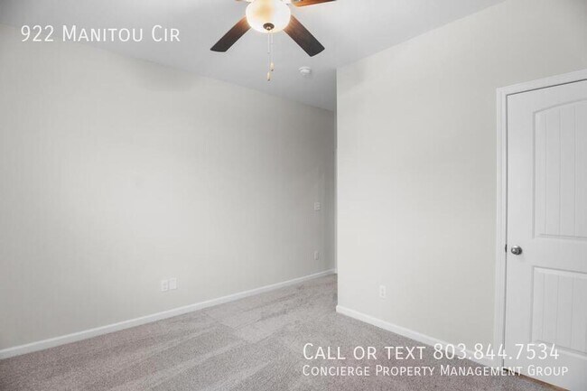 Building Photo - 922 Manitou Cir