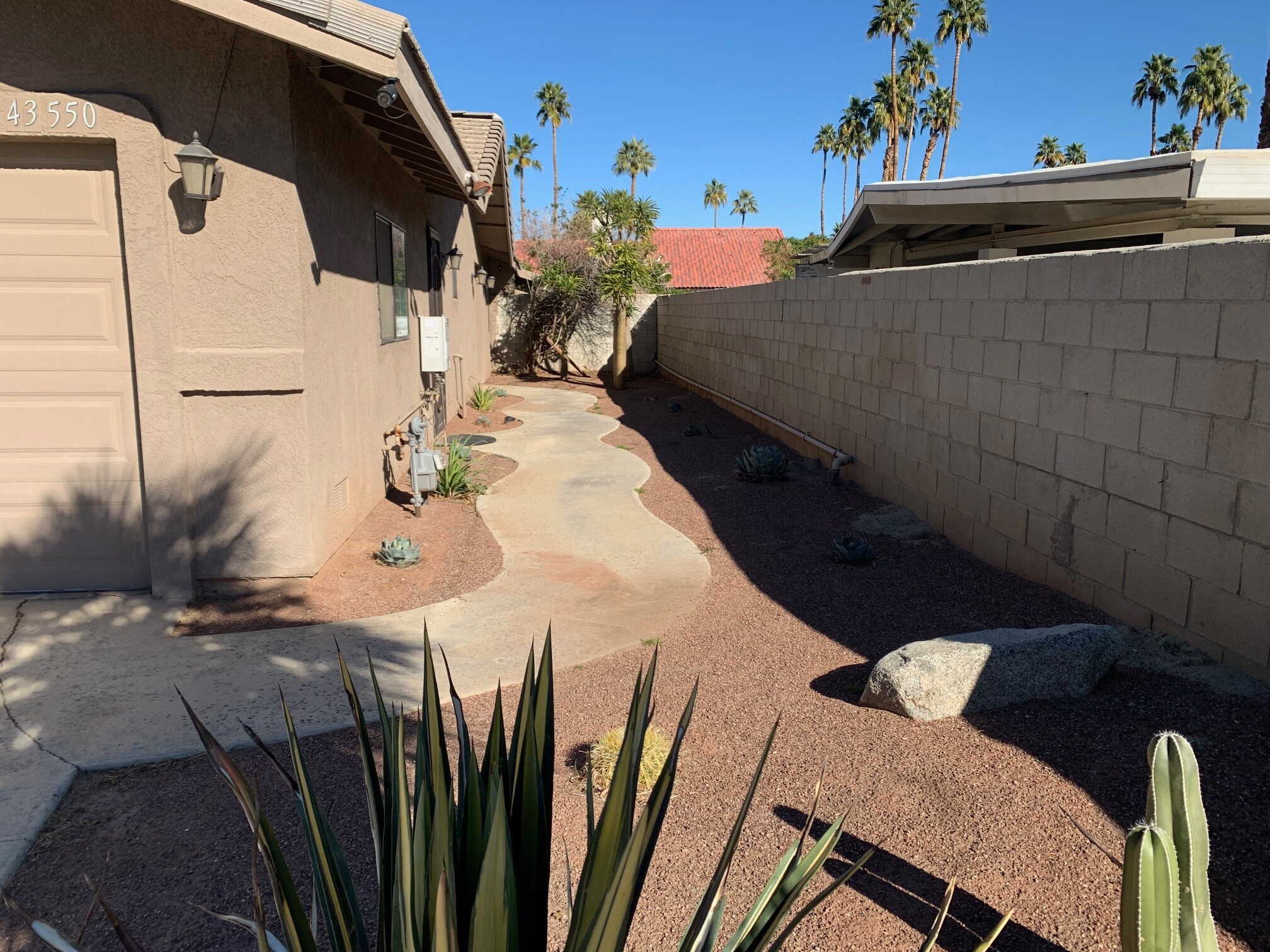 Building Photo - 43550 Carmel Cir