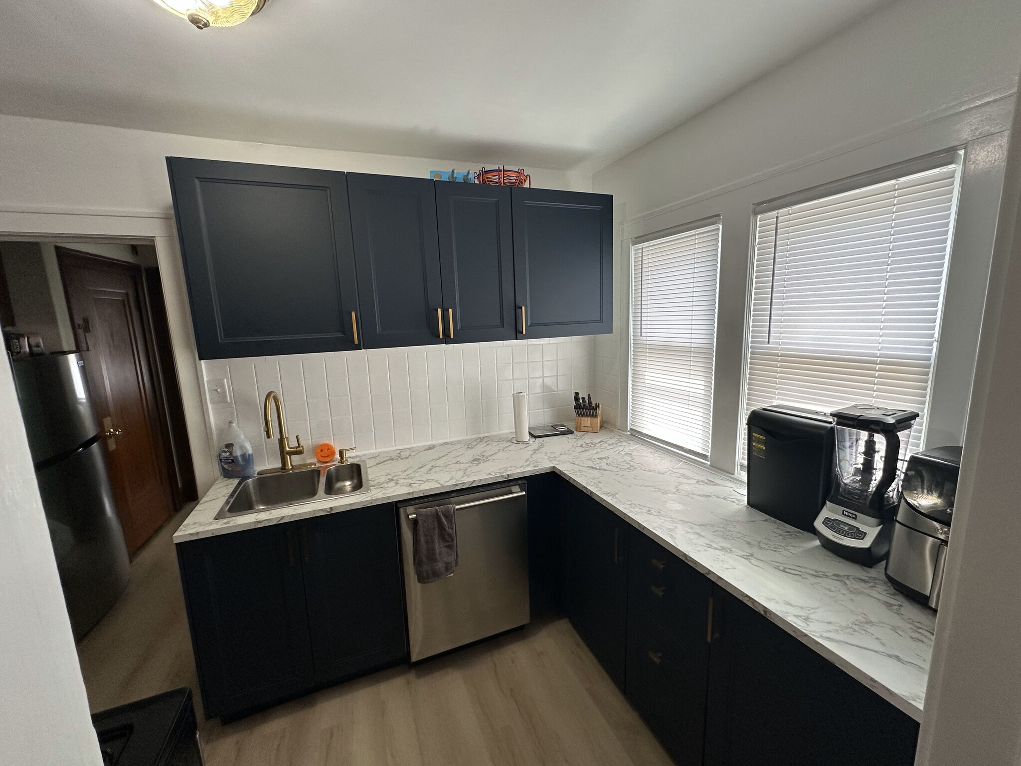 Kitchen - 3839 24th Ave S
