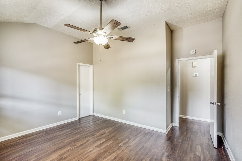 Building Photo - 20810 Union Park Dr