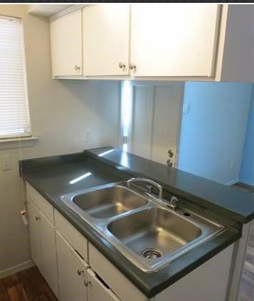 Building Photo - 104 W 38th 1/2 St