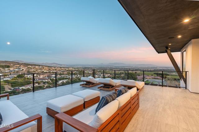 Building Photo - 708 Skyview Terrace