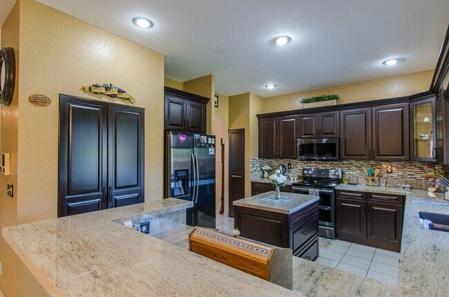 Building Photo - 9095 Indian River Run S