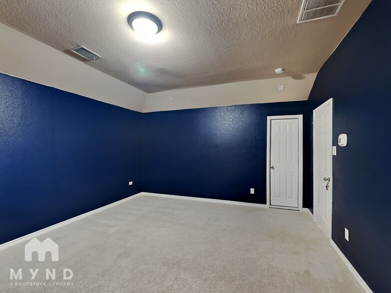 Building Photo - 1417 Castle Creek Dr