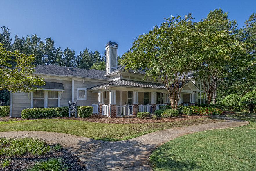 Primary Photo - The Glen at Lanier Crossing