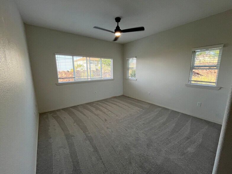 Building Photo - 73-1103-1103 Nuuanu Pl