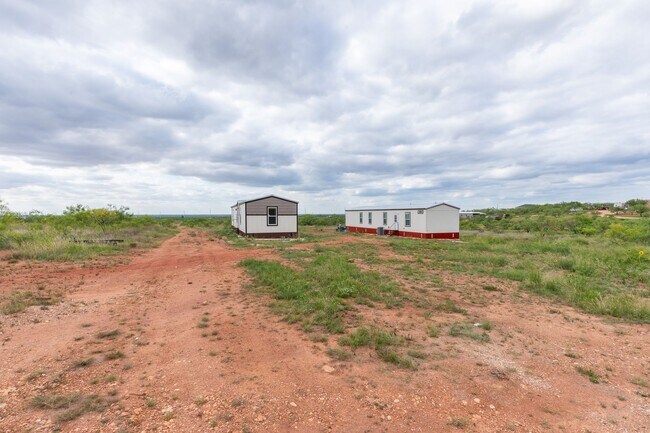 Building Photo - 178 Meadow Ln