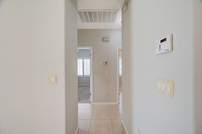 Building Photo - Sun City Aliante - Single Family Home