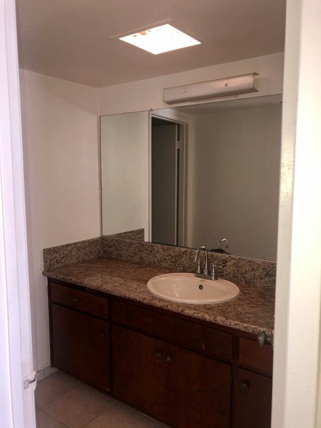 Building Photo - 1807 Pepper St