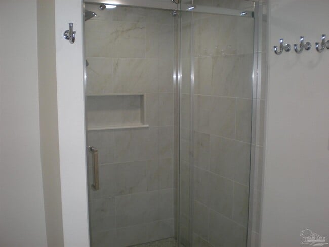 Building Photo - 11606 Chanticleer Dr