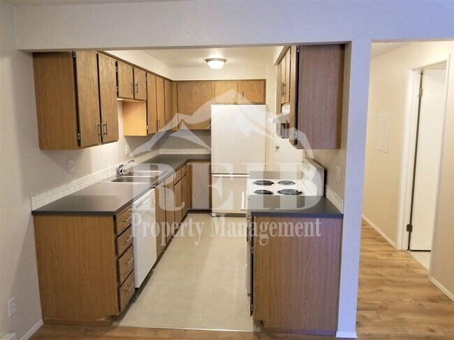 Building Photo - Wedge4410(1-4)