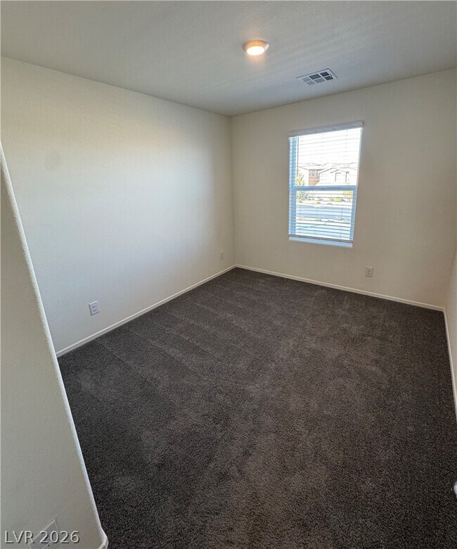 Building Photo - 10920 Rollingford Ave