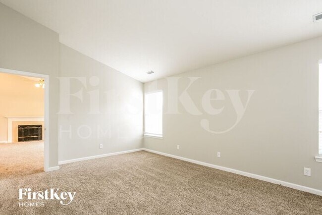 Building Photo - 6429 Blakeview Dr